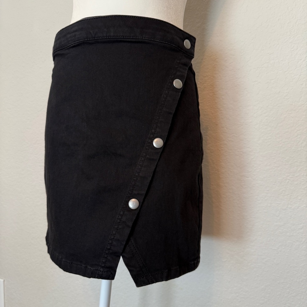 We The Free Black Button-Detail Skirt Size 10